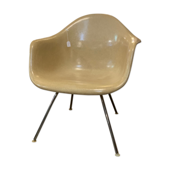 DAX armchair by Charles and Ray Eames for Herman Miller