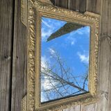 Miroir en bois et stuc doré