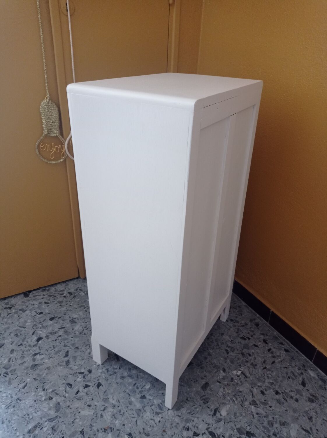 Vintage art deco ragpicker