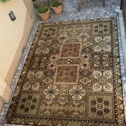 Large Persian/oriental rug – 250 x 340 cm