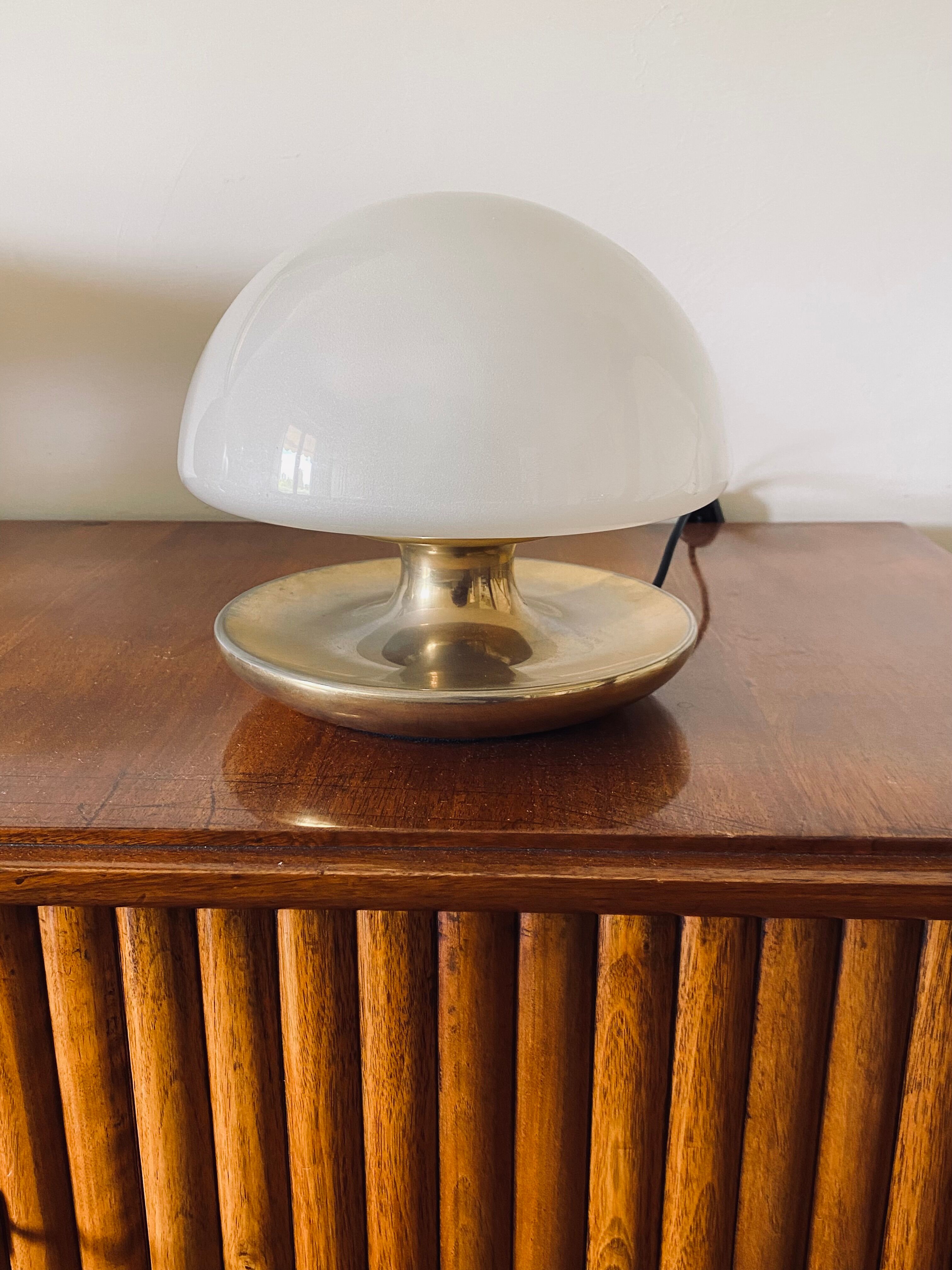 Mushroom mod. VP gold table lamp, Vittorio Balli e Romeo Ballardini, Sirrah, 1970s