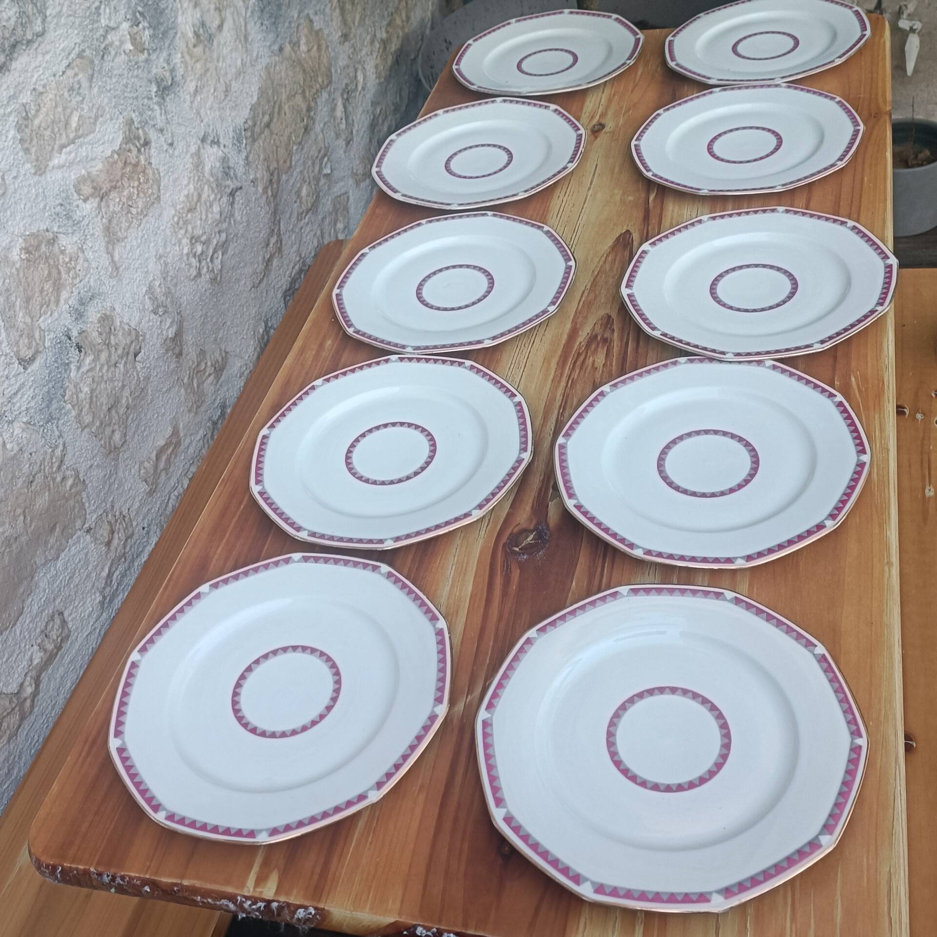Art Deco dessert plates in pink Limoges porcelain