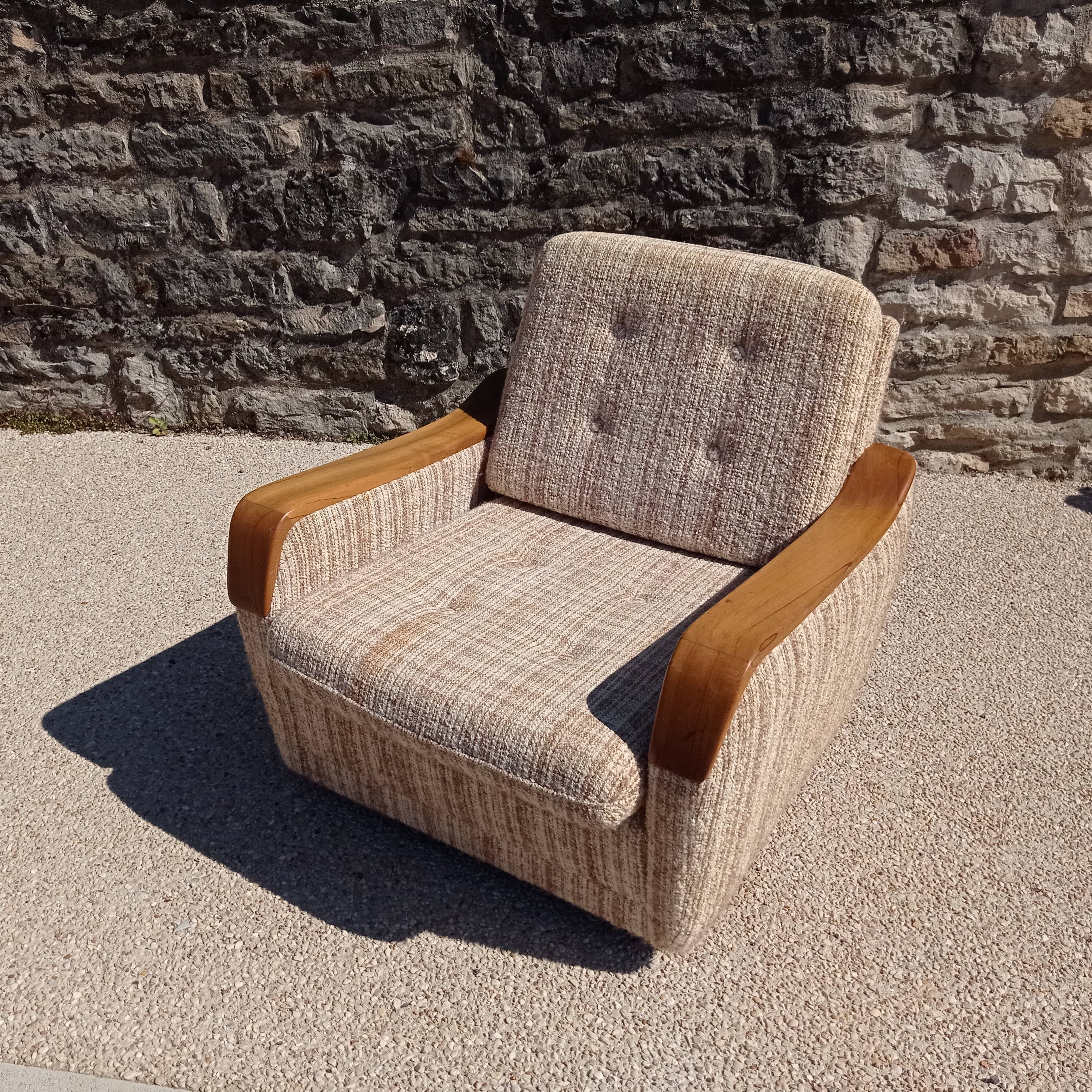 Paire de fauteuils vintage en bois et tissu