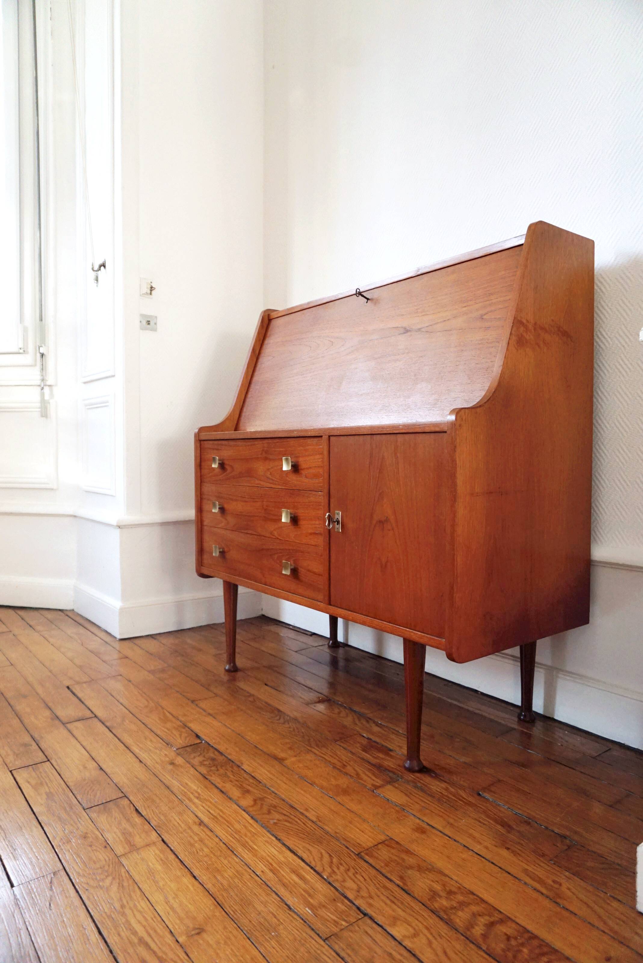 Scandinavian writing desk