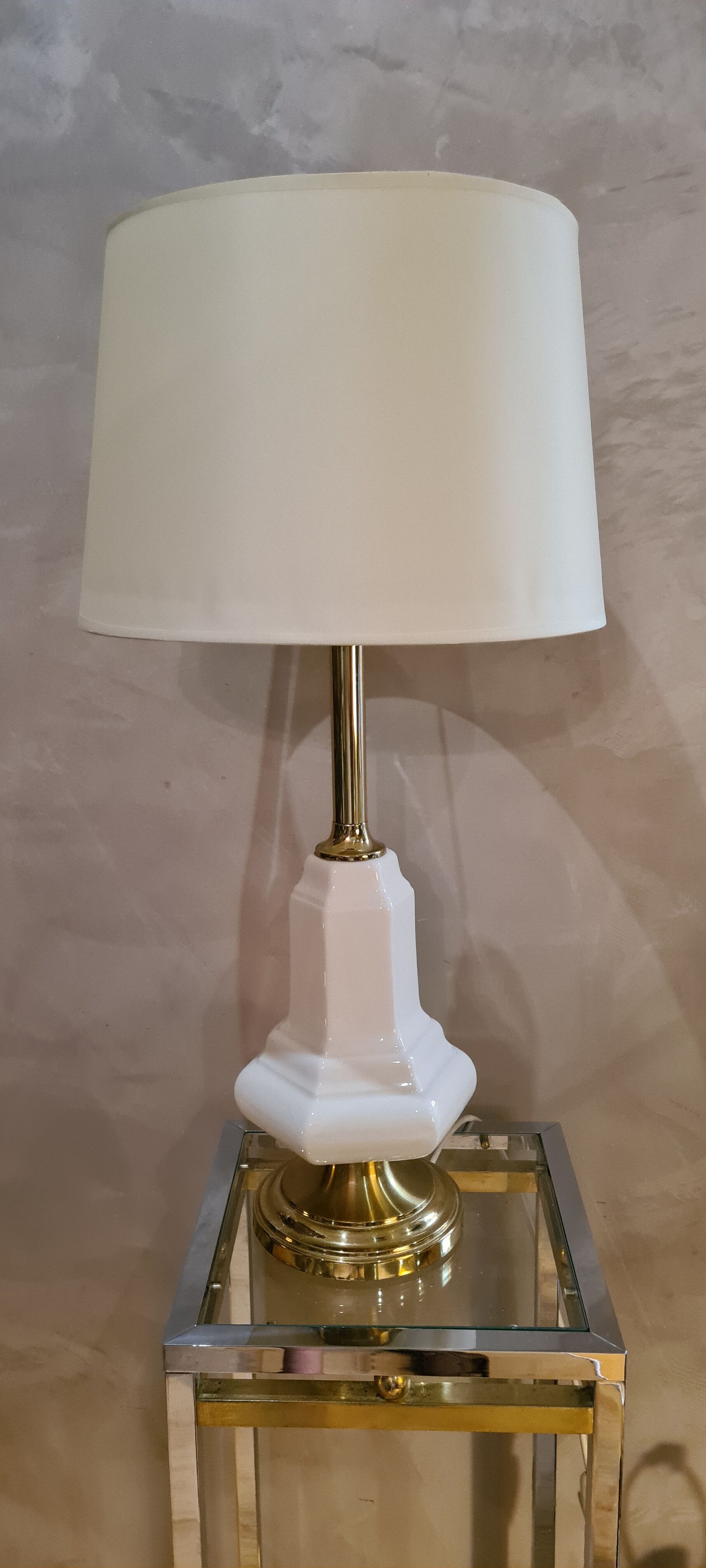 cracked porcelain lamp and golden foot deluxe style 1970 a 90 , the rock,70x34