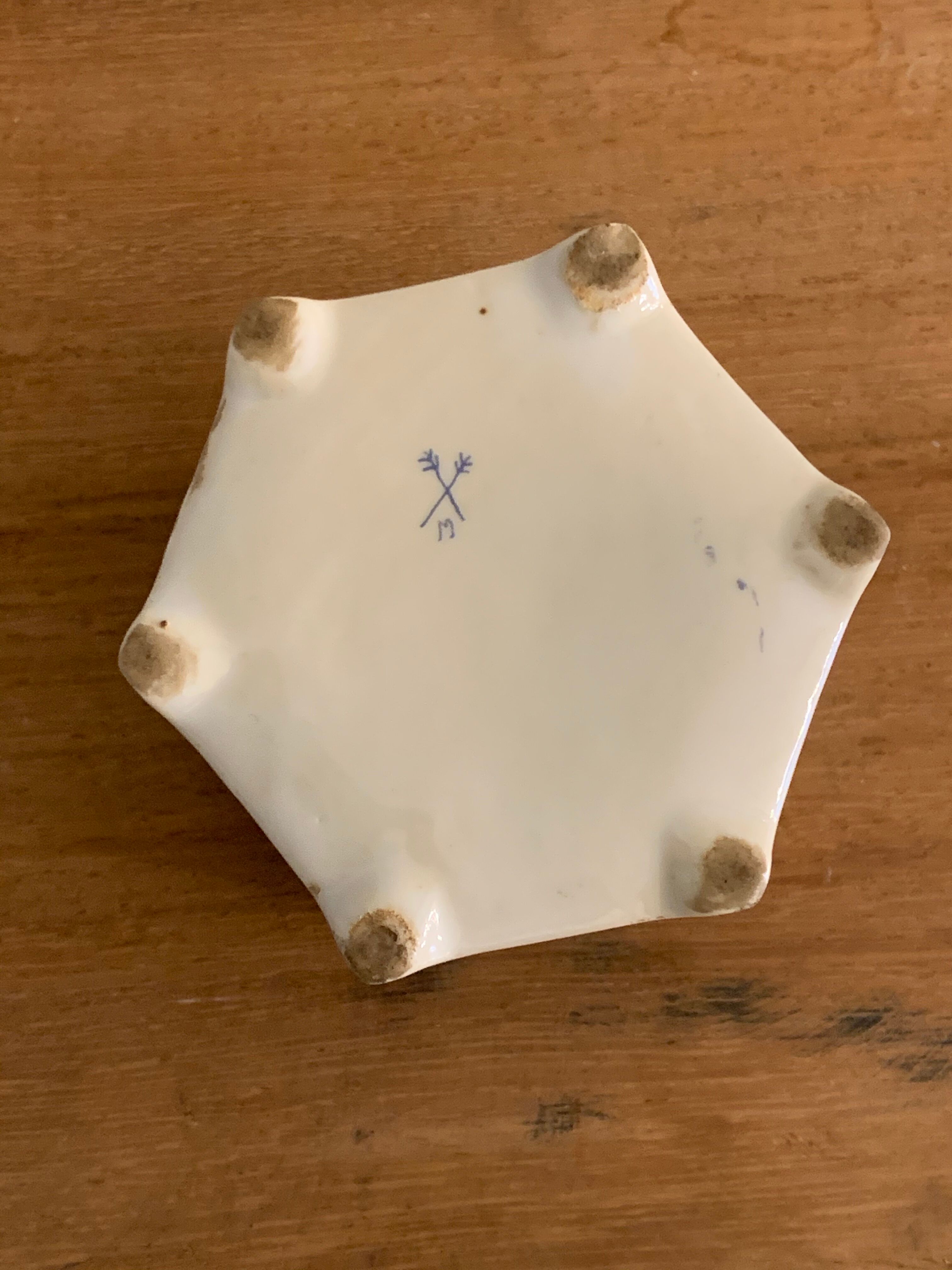 20th century polychrome porcelain inkwell floral decoration