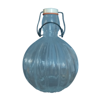 Round bottle