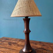 Lampe à poser en bois massif