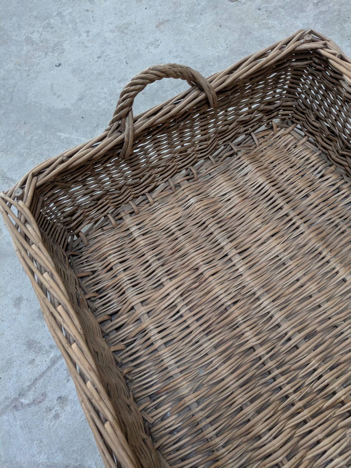 Large baker's basket