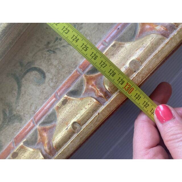 Venetian mirror in solid linden wood, hand-decorated