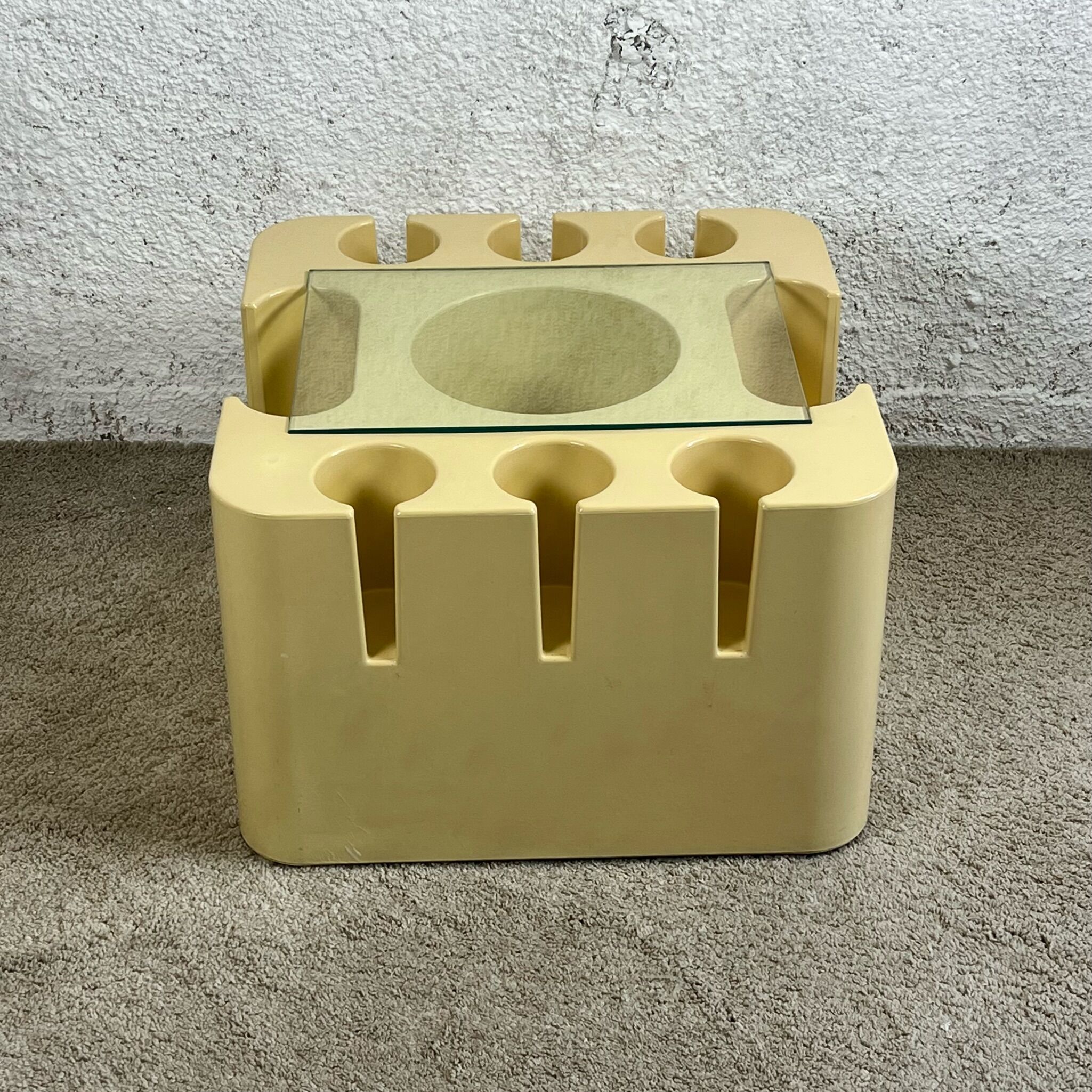 Table Bacco Artemide 60s, Sergio Mazza design - Vintage Plastic Age Mobile Bar Made in Italy