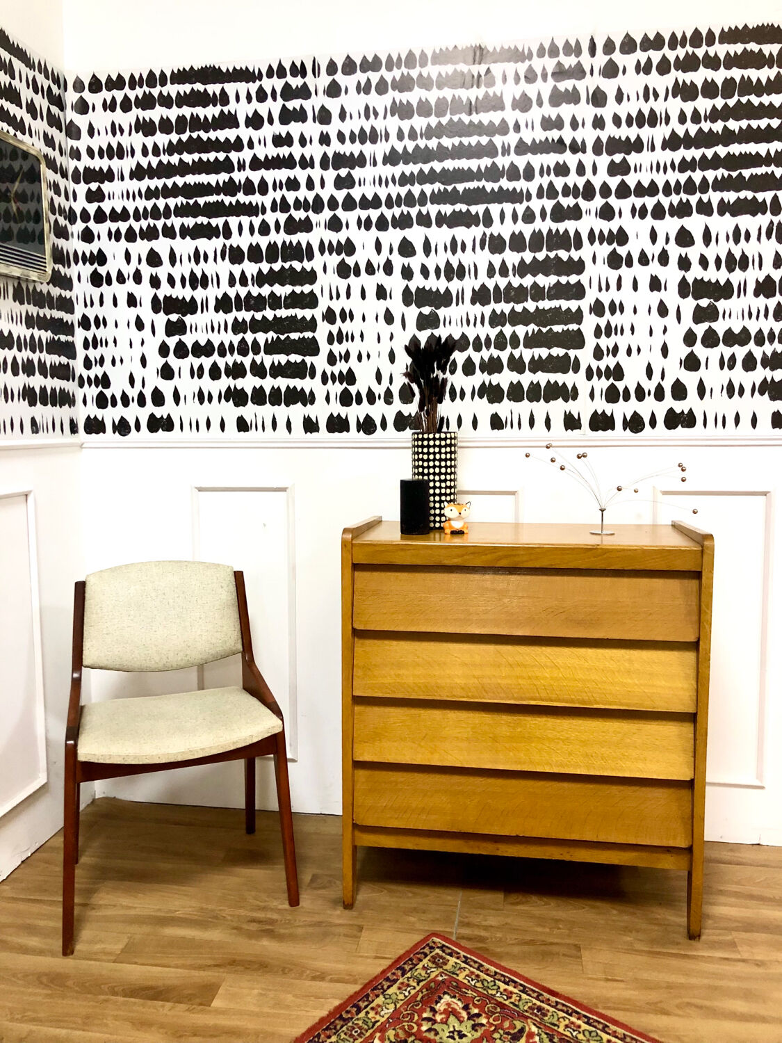 Vintage Scandinavian chest of drawers