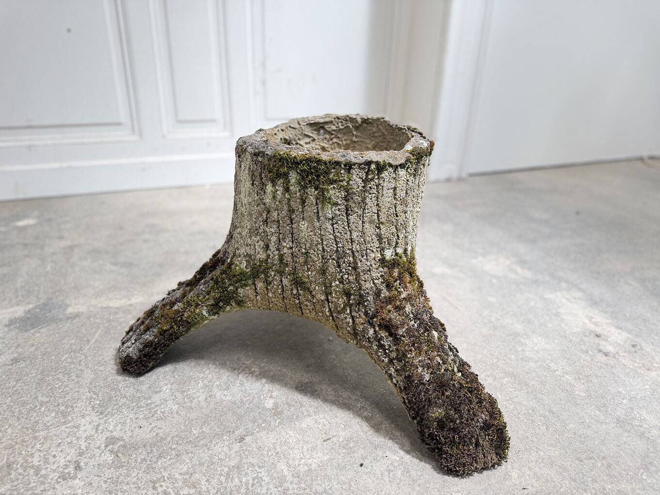 Pair of 50's wooden effect concrete planters