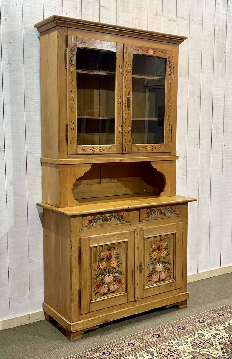 Two-piece pine sideboard from the 1930s