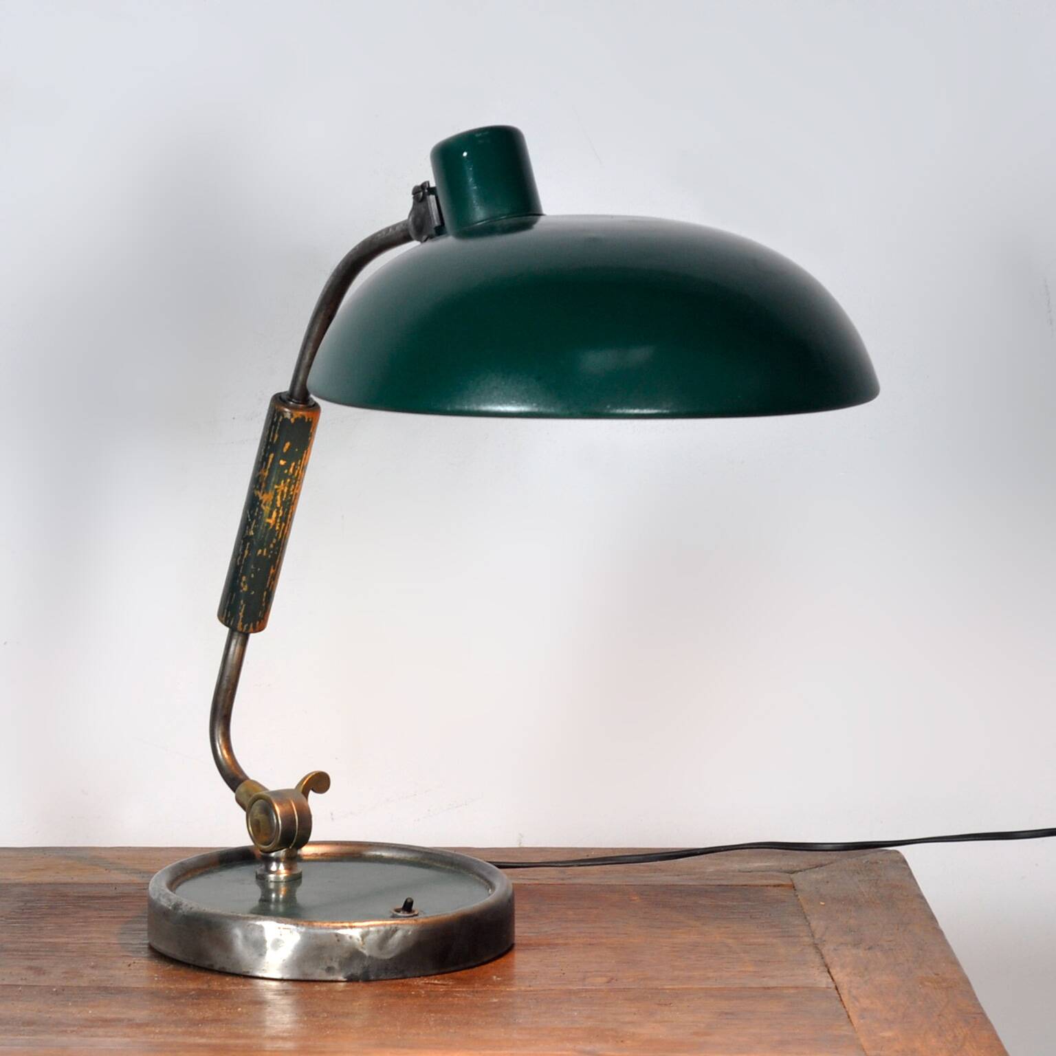 Lampe de table Kaiser Idell par Christian Dell, années 1930