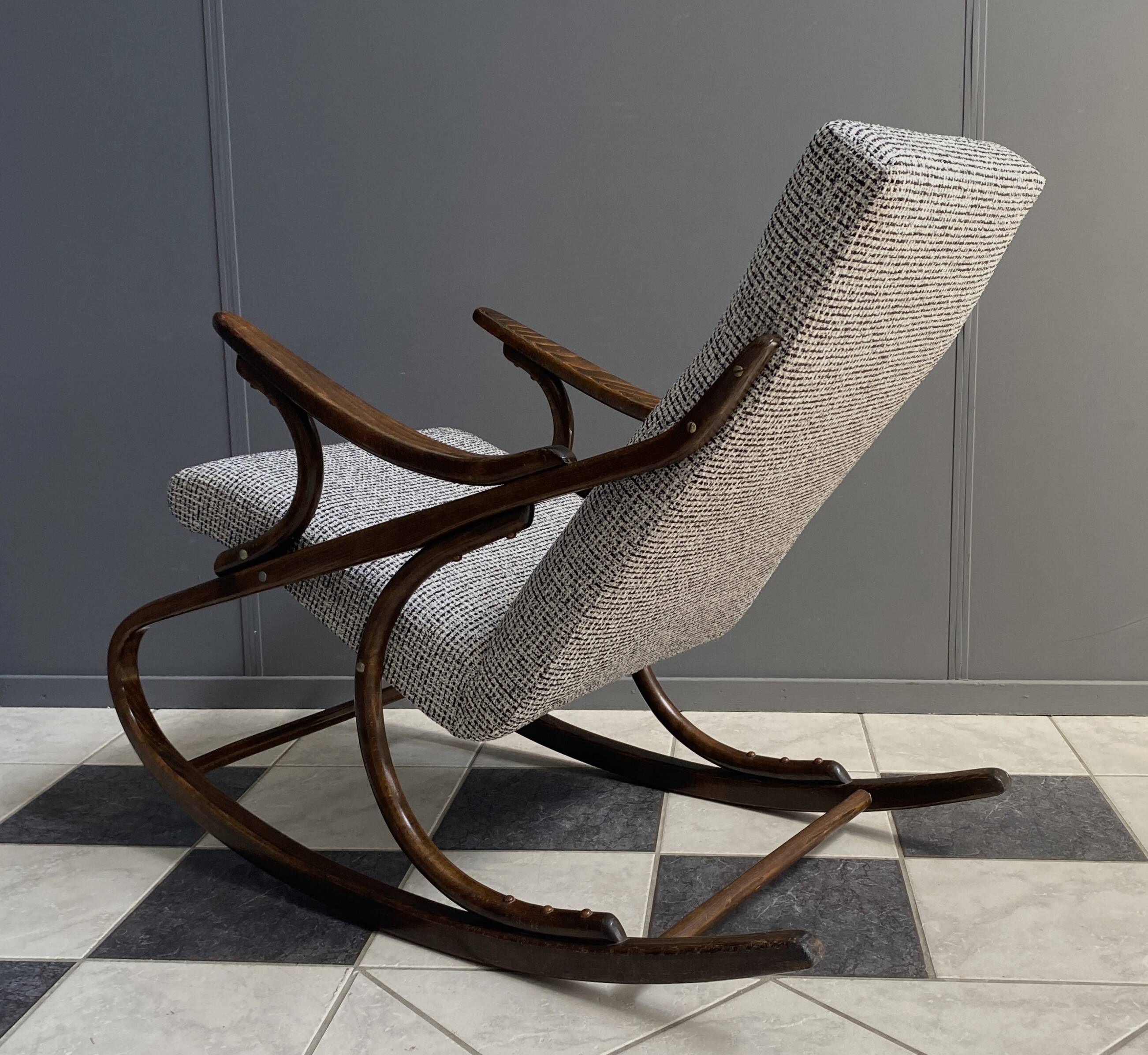 Fauteuil à bascule par TON / Thonet années 1960