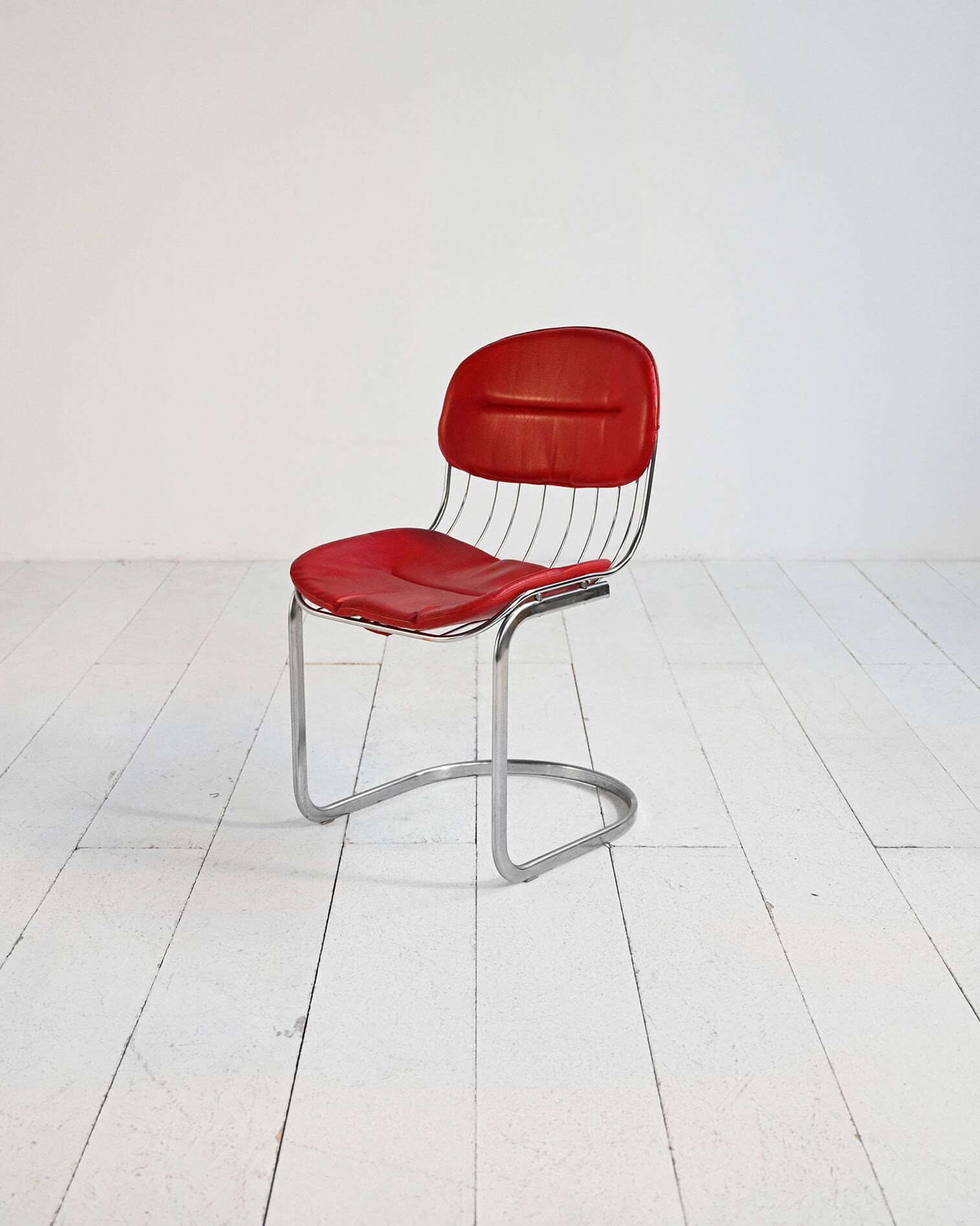 Cantilever chairs in Rinaldi style Italy 1970s
