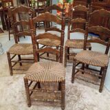 Suite de cinq chaises anciennes