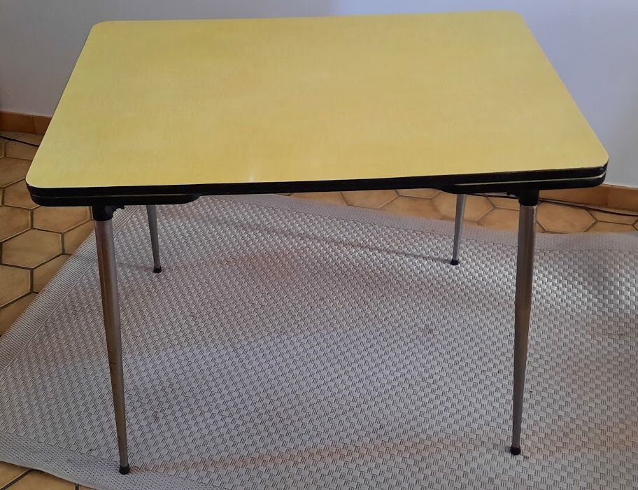 Vintage formica table
