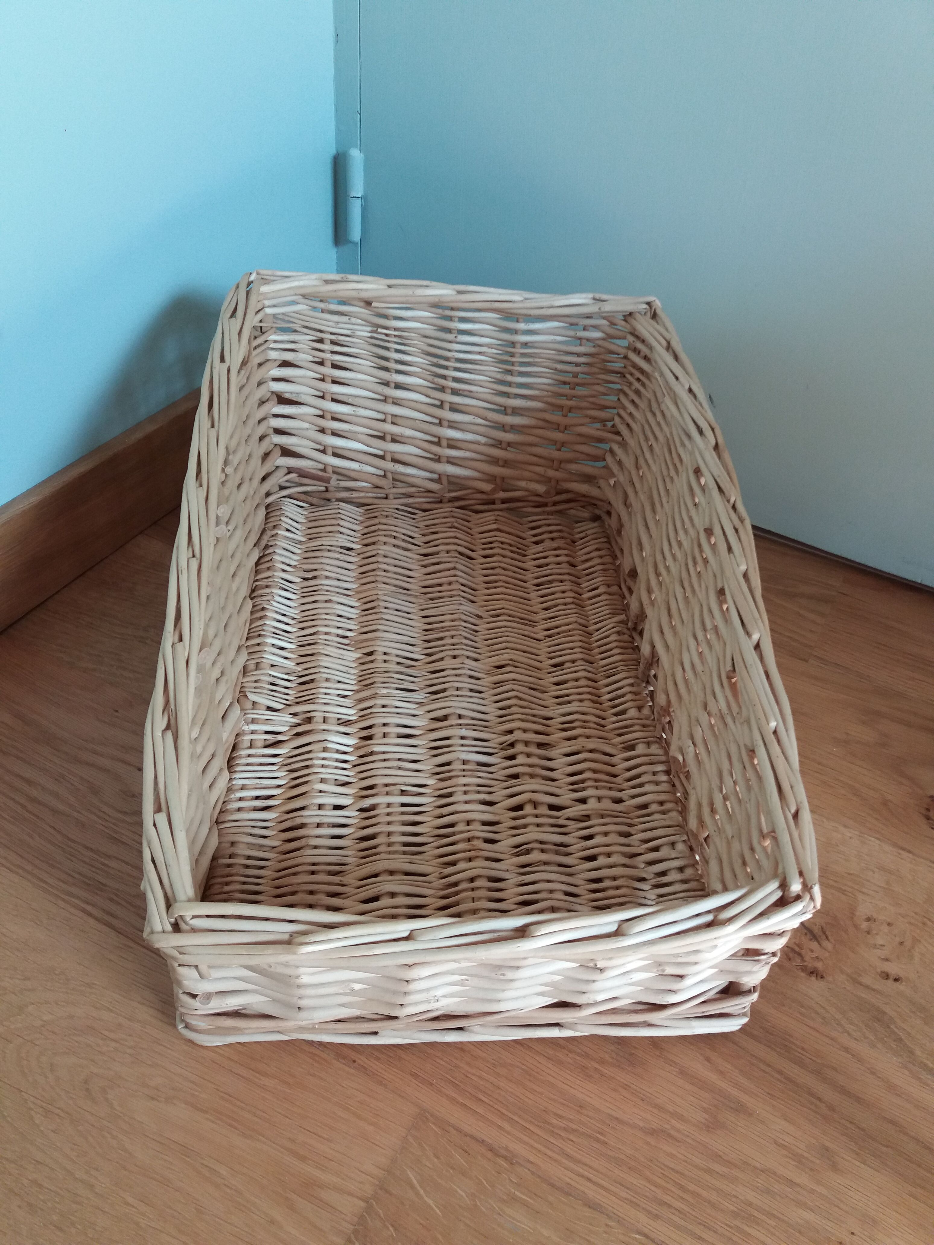 Rectangular wicker basket 48 cm by 31 cm