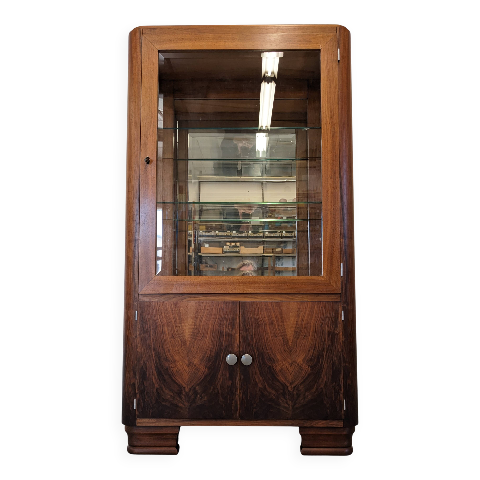 Art Deco walnut burl display cabinet, France circa 1930.