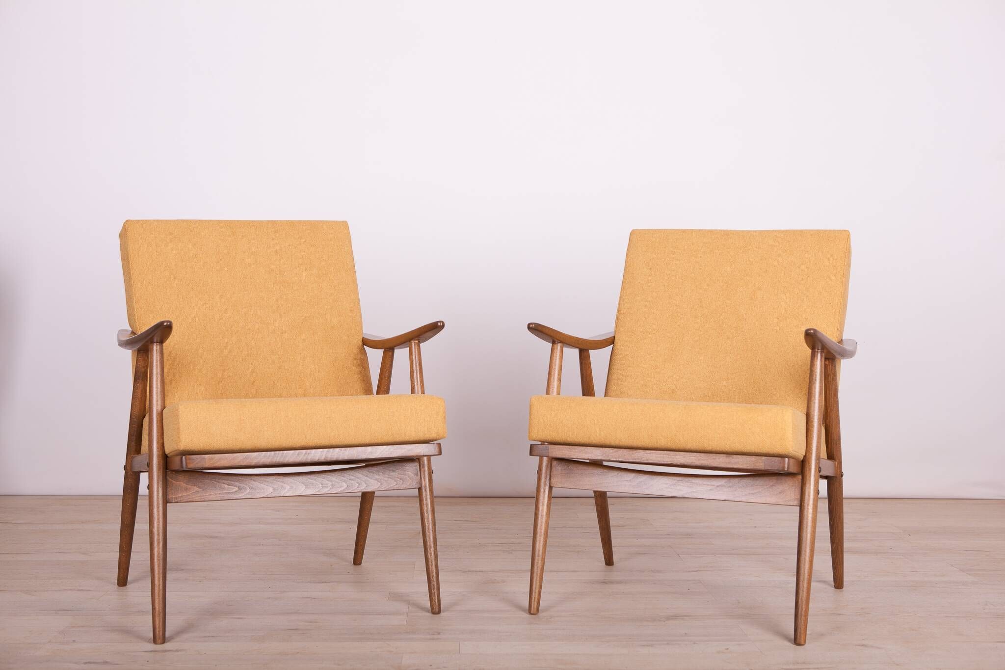 Fauteuils de TON, 1960s, Set de 2