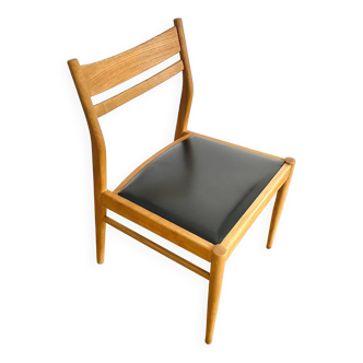 Oak chair from the 60s