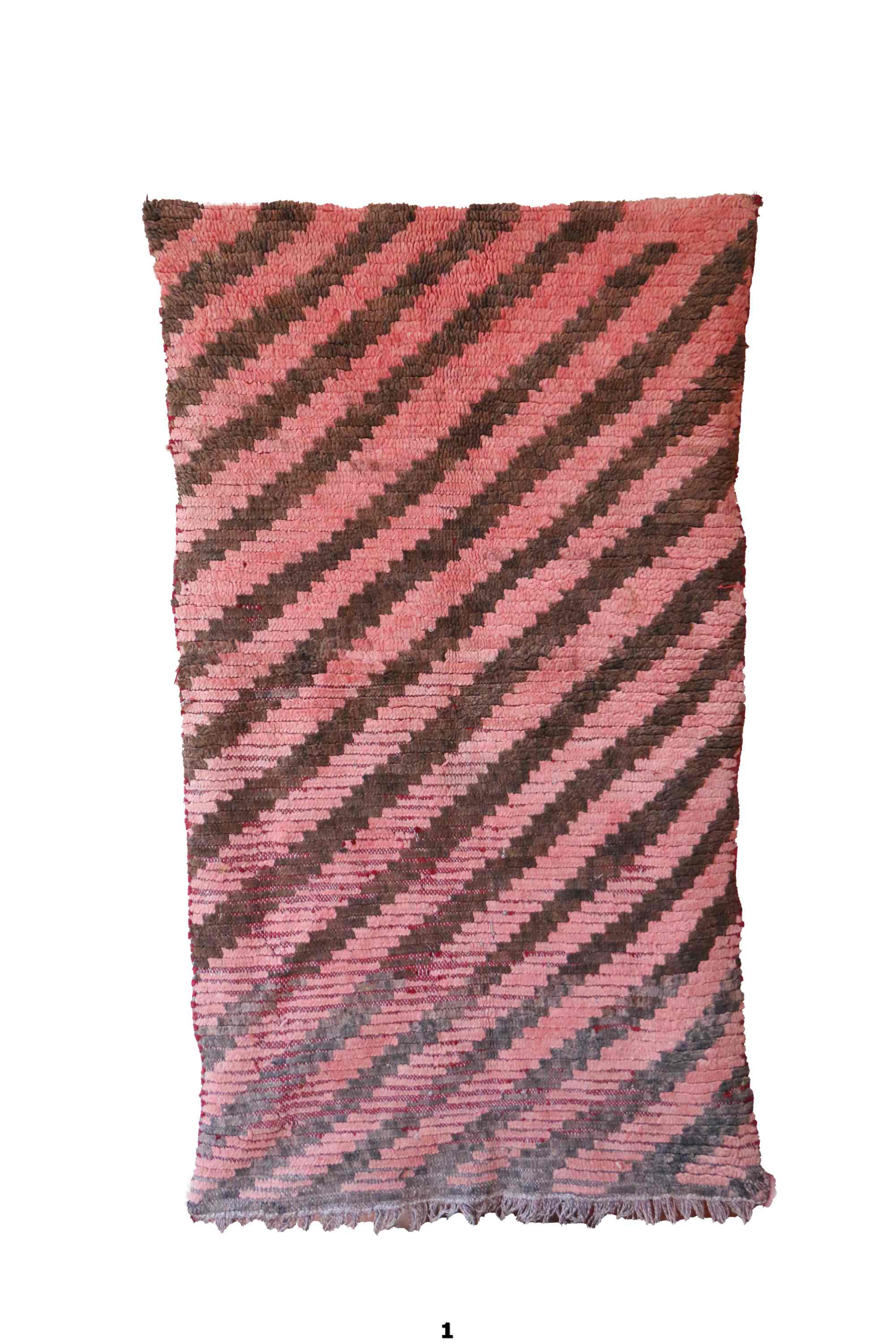 Moroccan pink carpet - 101 x 175 cm