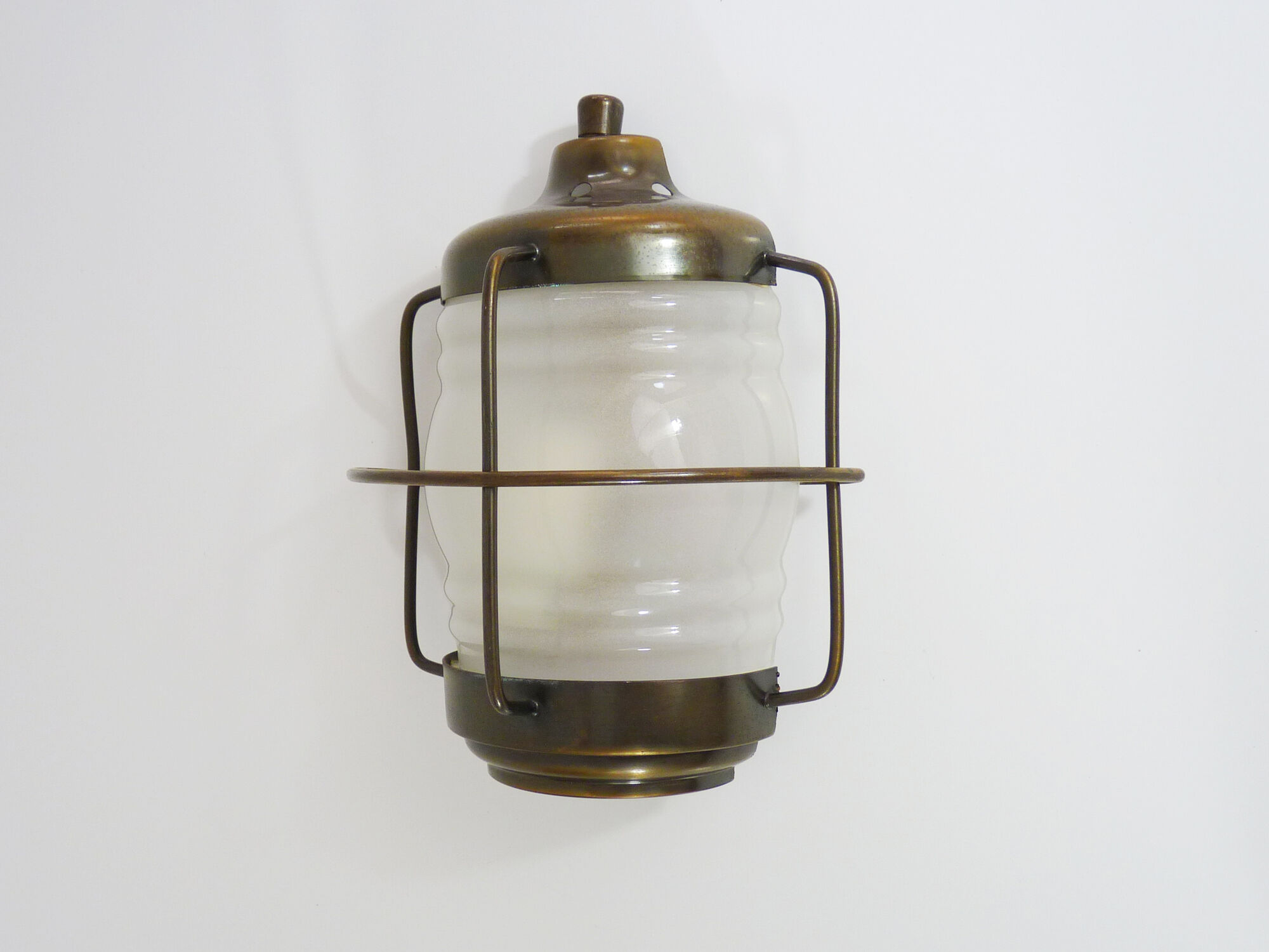 Old wall lamp type porthole in brass and glass. Navy style applique. Year 50