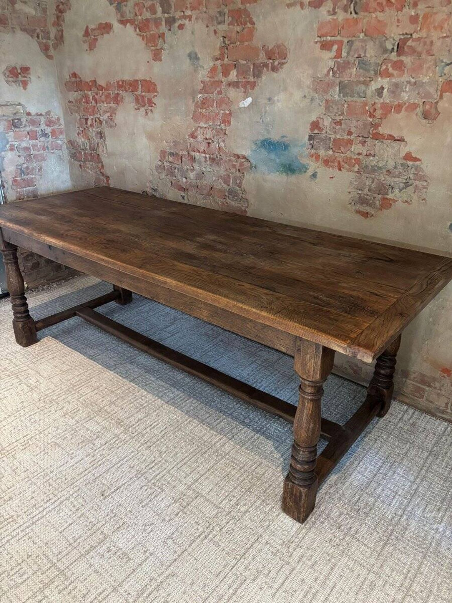 Table de cuisine réfectoire en chêne, années 1940