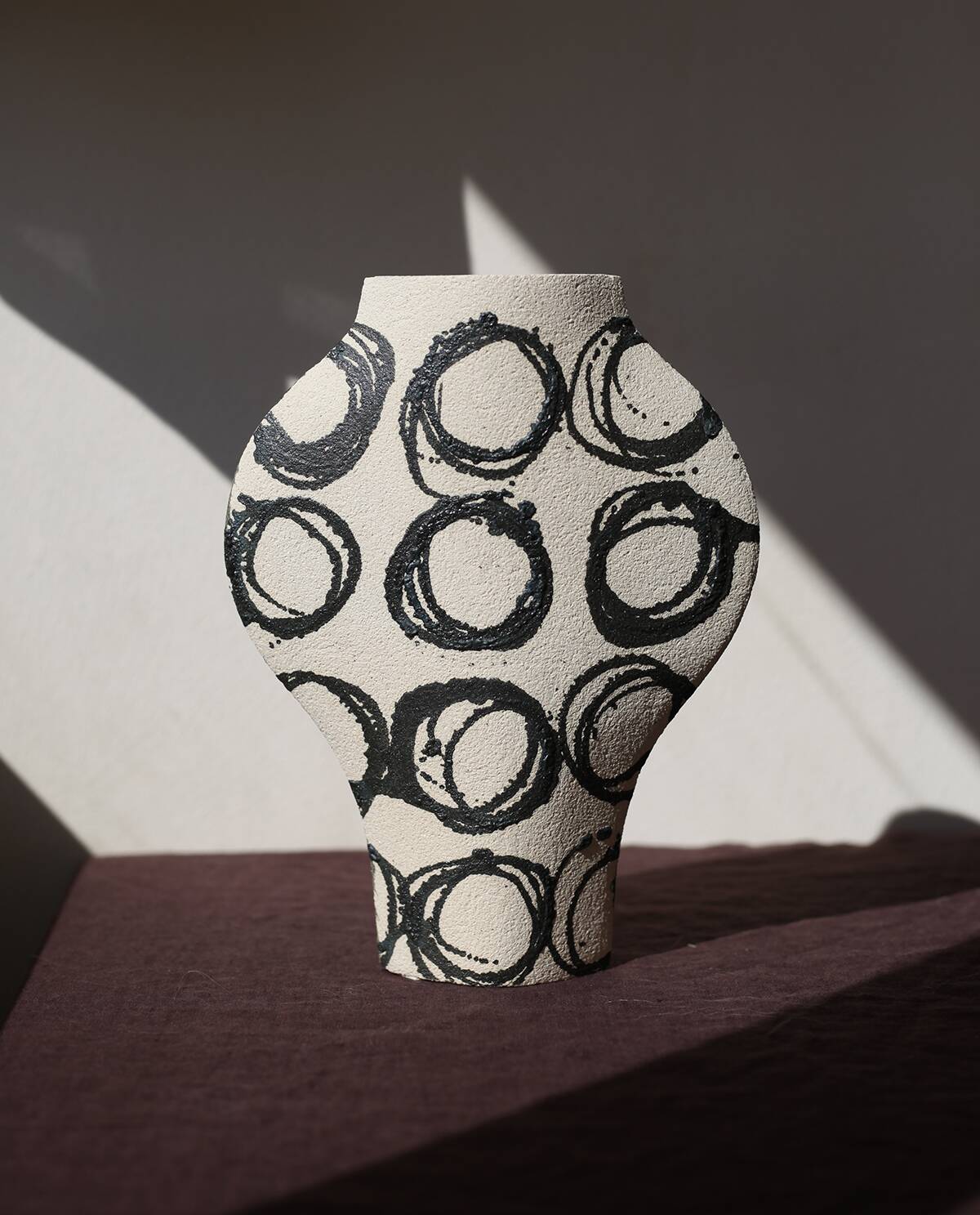 Ceramic Vase 'Dripping Rounds'