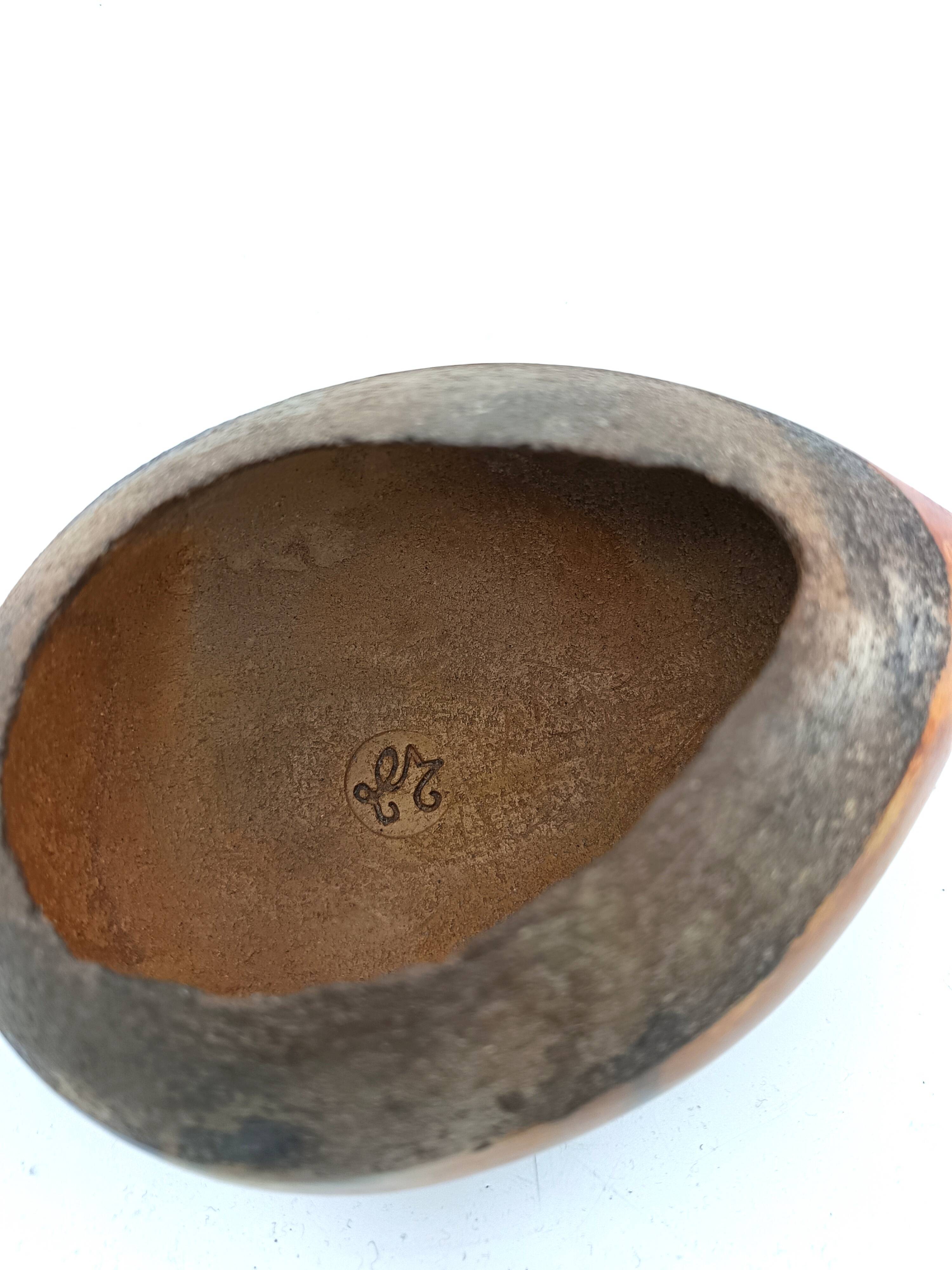 Raku ceramic vase by Anne-Sophie Dubois