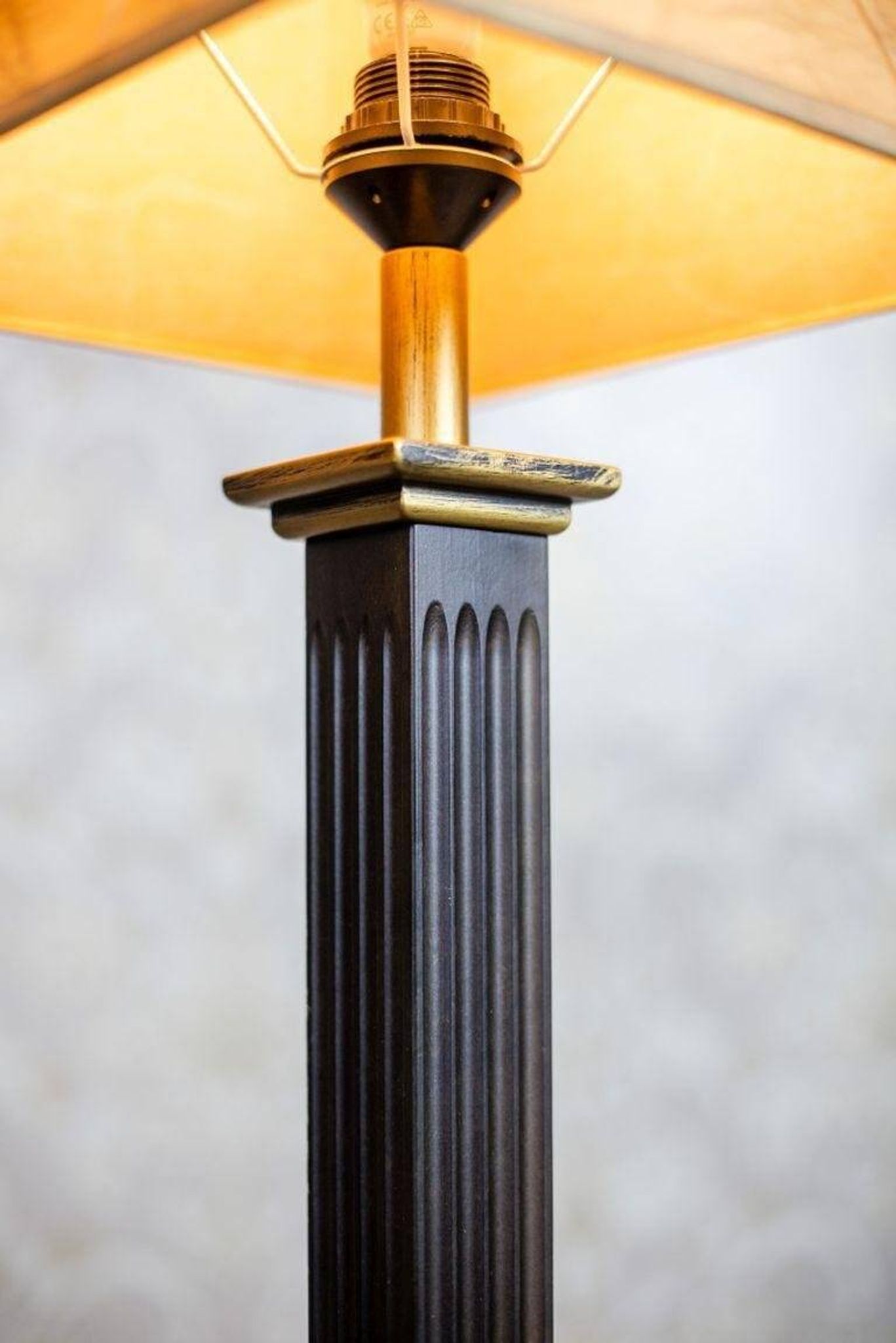 Lampe de table électrique vintage, années 1990