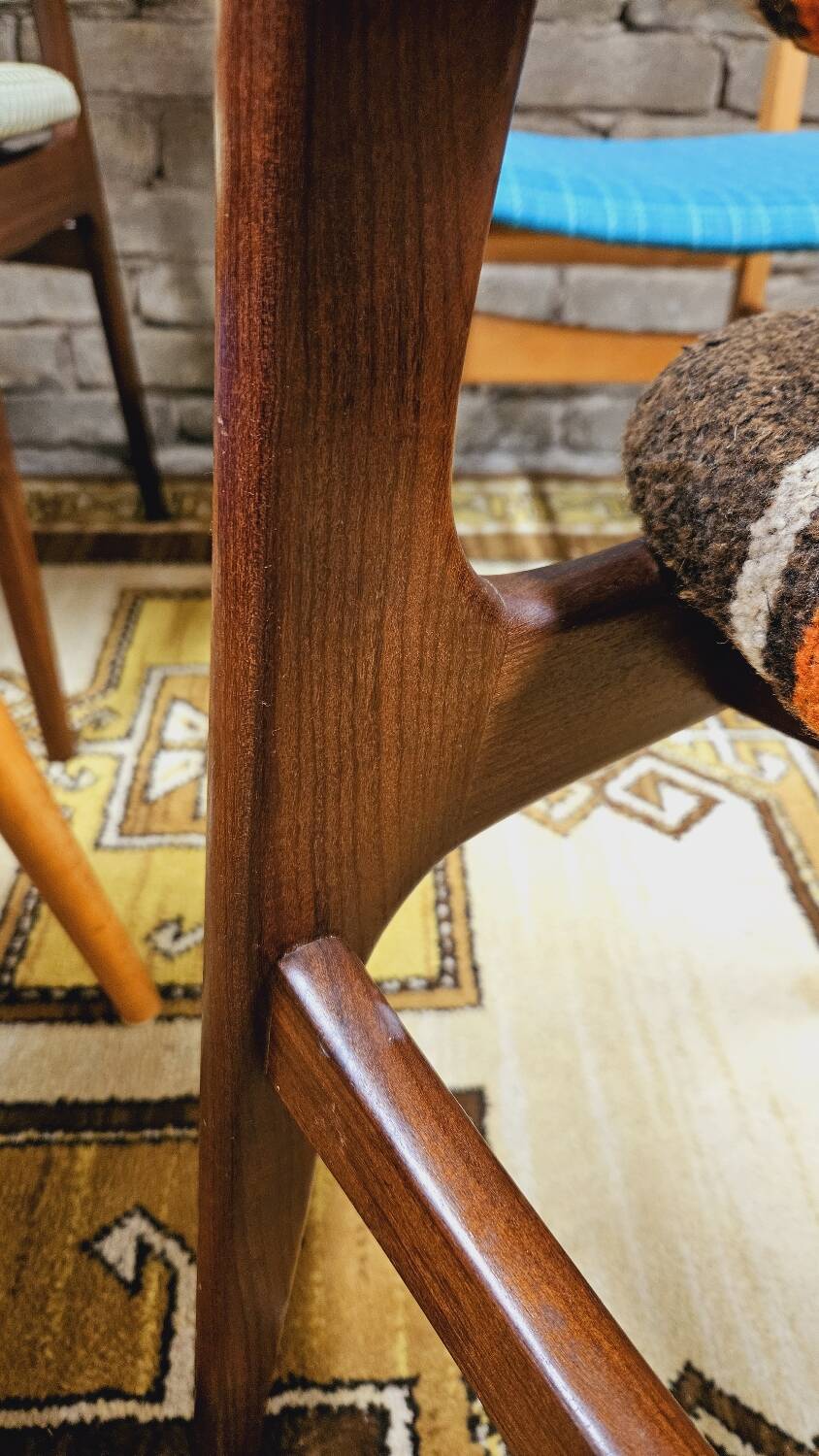 Set of 6 mismatched 1960s Scandinavian chairs
