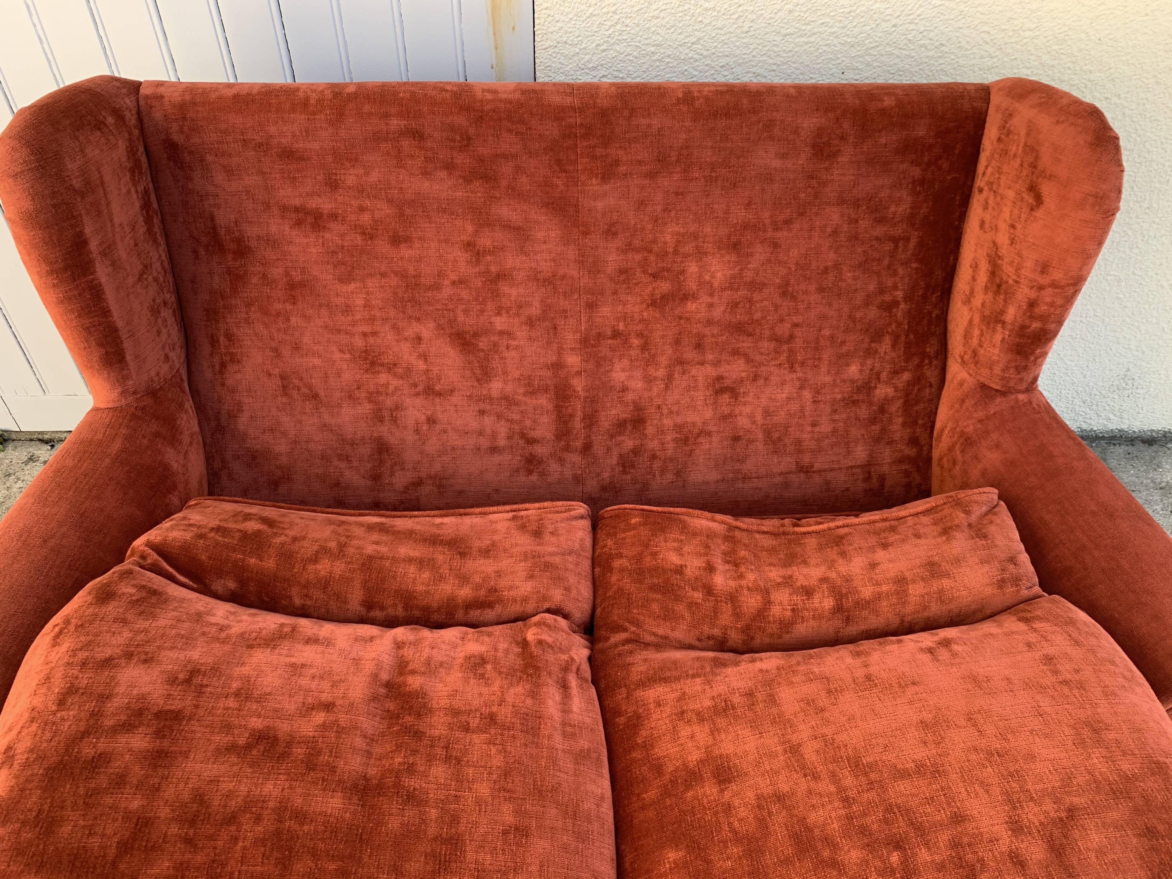 Coral velvet toad sofa