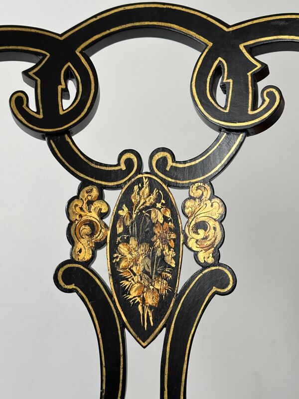 Chaise Napoléon III en bois laqué noir bordeaux, XIXe siècle