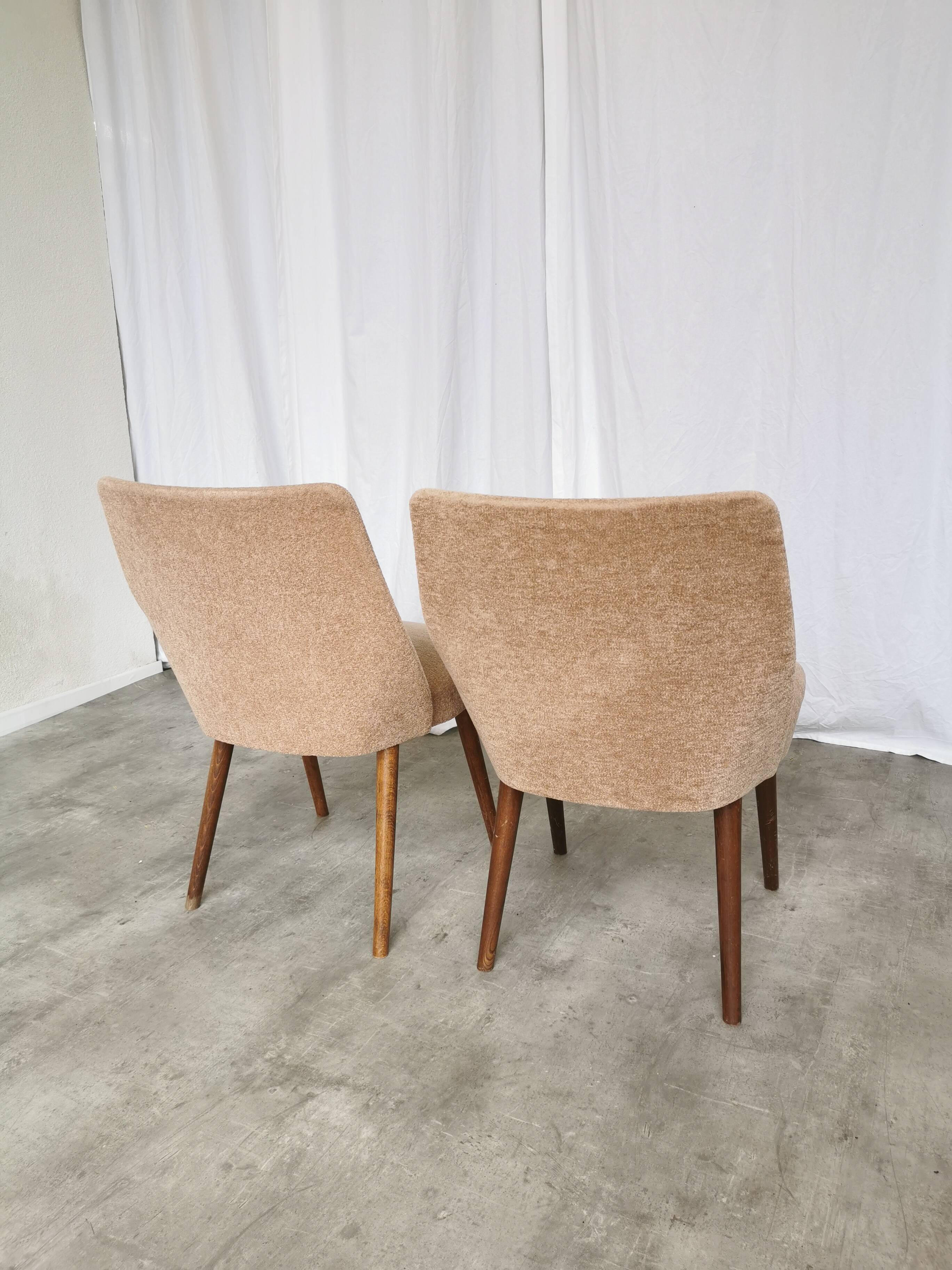 Set of 2 Vintage Mid-Century Lounge Chair: 1970s Yugoslavia, Pink Fabric