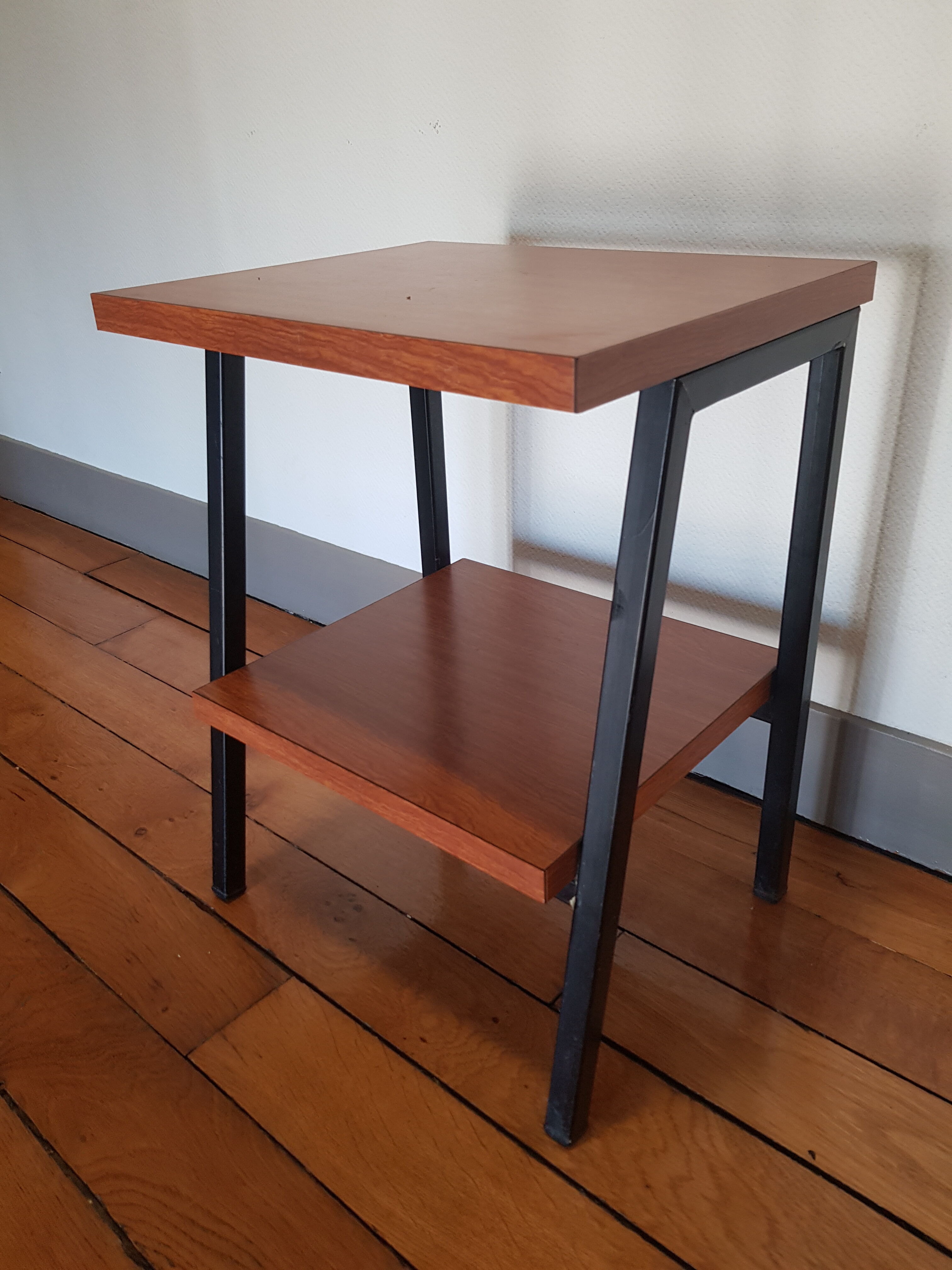 Gueridon metal and formica