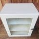Armoire à pharmacie vintage