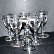 Set of 6 vintage stemmed glasses in glass cut with drops 11.5cm