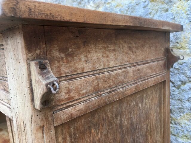 Old parisian buffet sliding doors