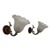 Paire d'appliques vintage verre, bois et laiton, France, 1970.