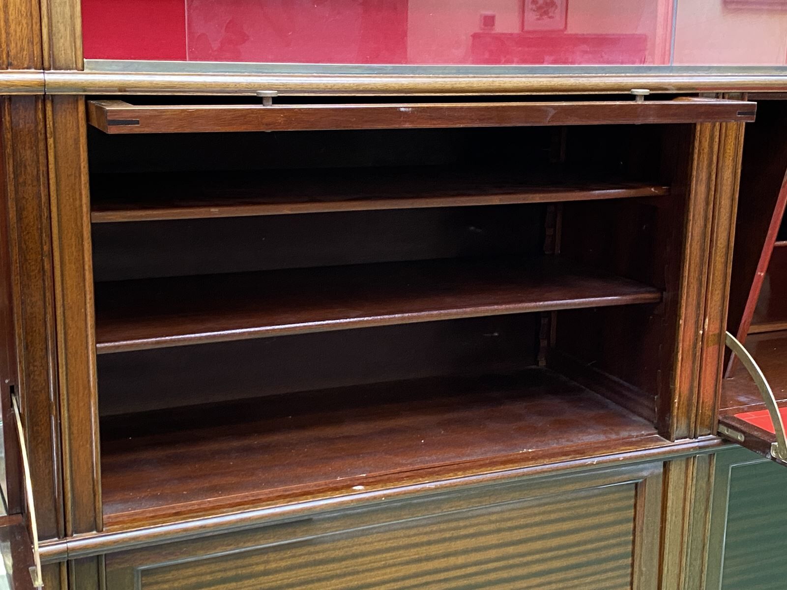 MD bookcase in mahogany 1970
