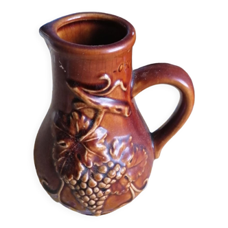 Ceramic pitcher Terminal
