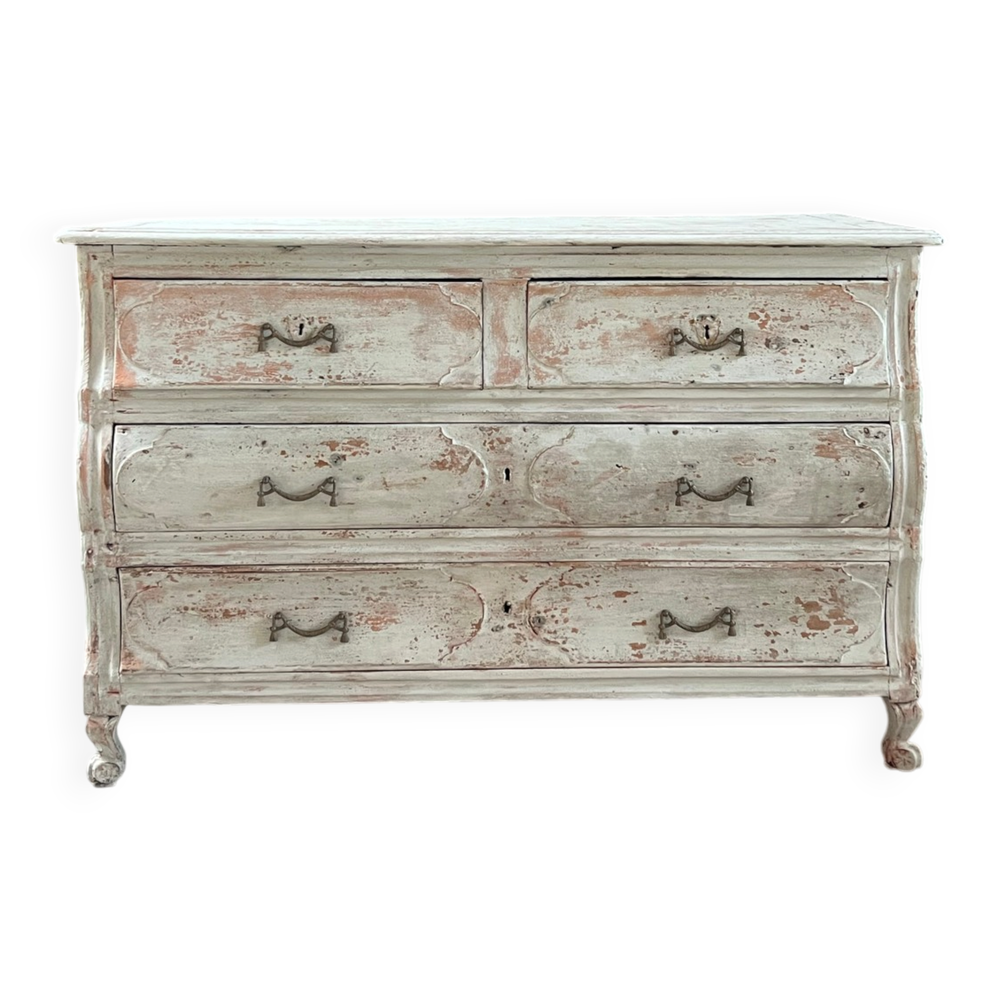 Curved commode from the 18th century