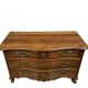 Commode galbée époque Louis XV en noyer et bronzes dorés époque XVIIIeme