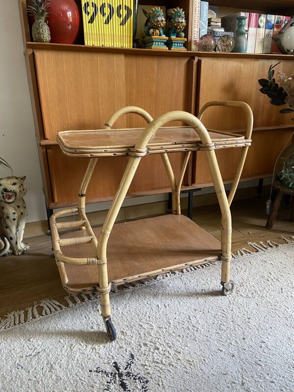 Desserte en rotin vintage