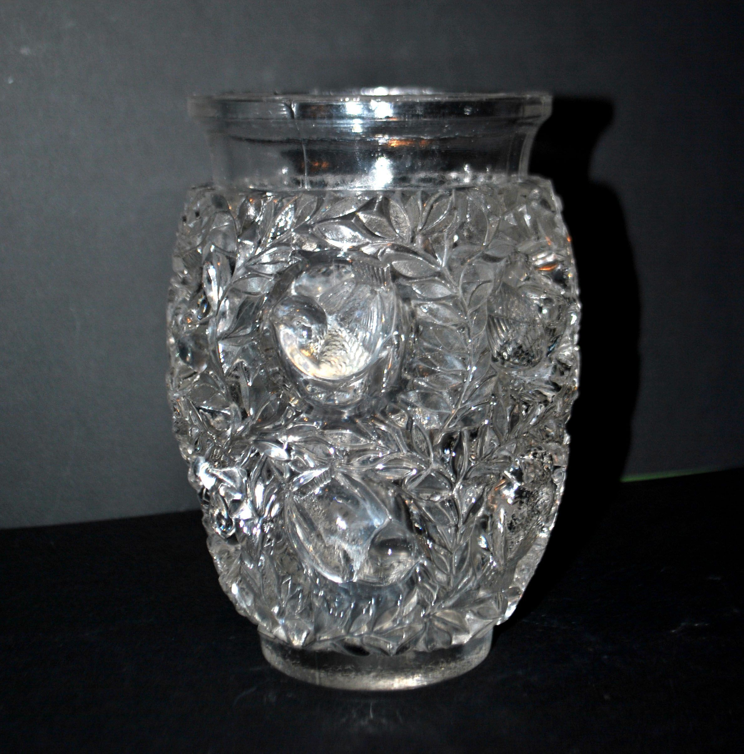 R. Lalique Art Deco vase Bagatelle bird sparrow unsigned 1939