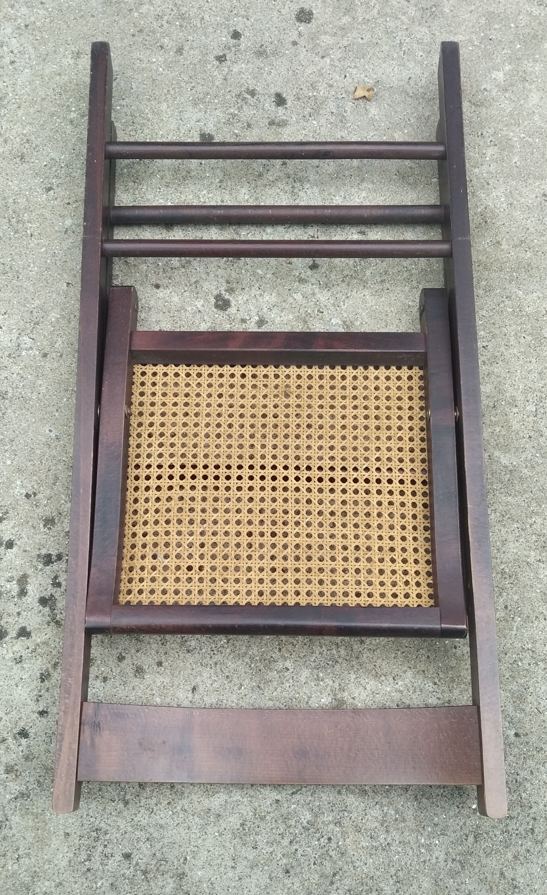 Canework wicker folding chair