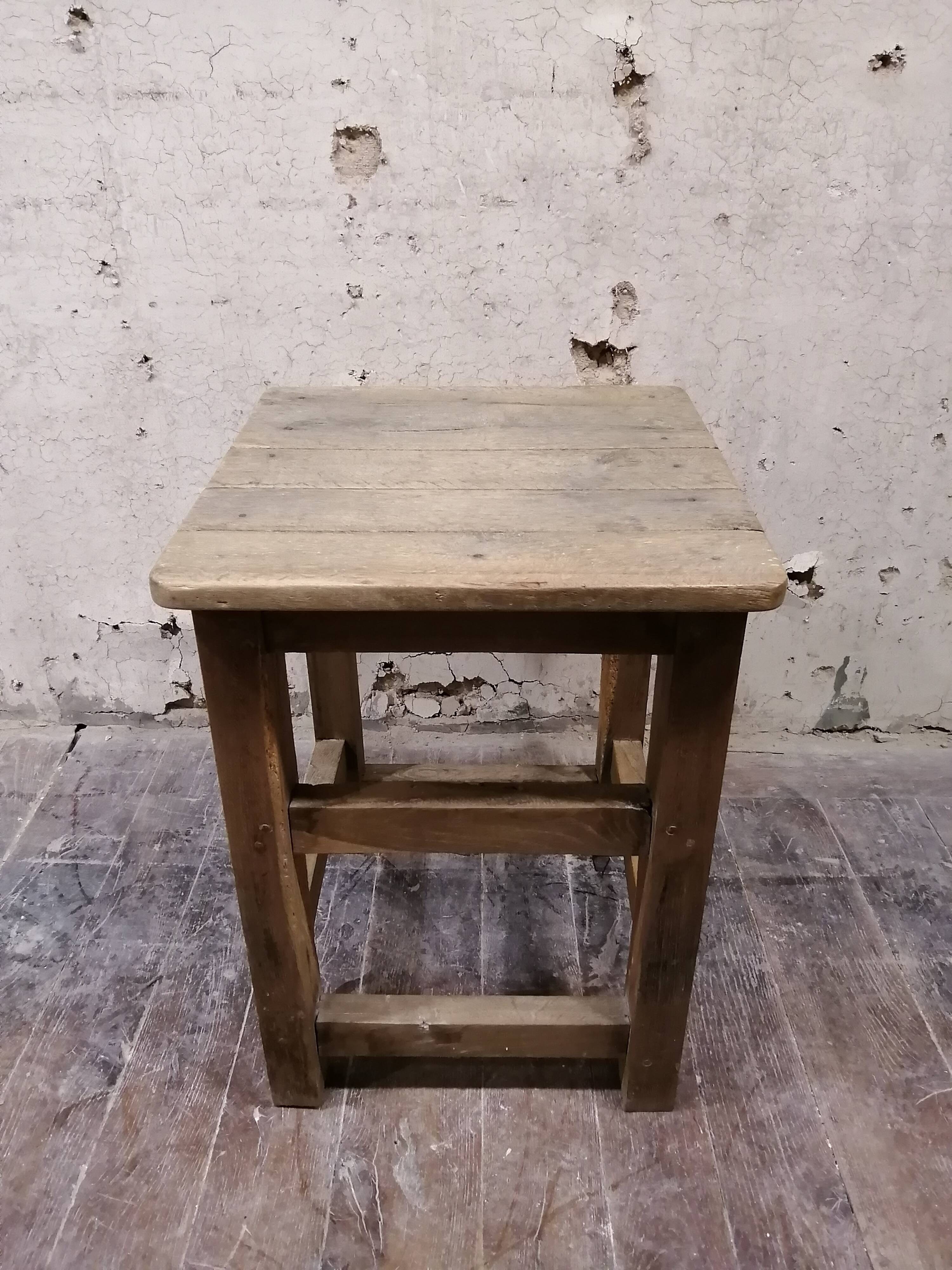Old square workbench